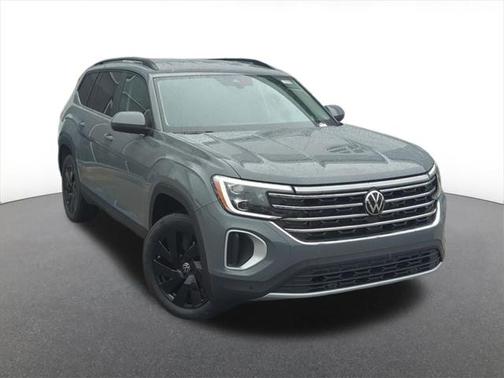 2025 Volkswagen Atlas 2.0T SE w/Technology 4MOTION