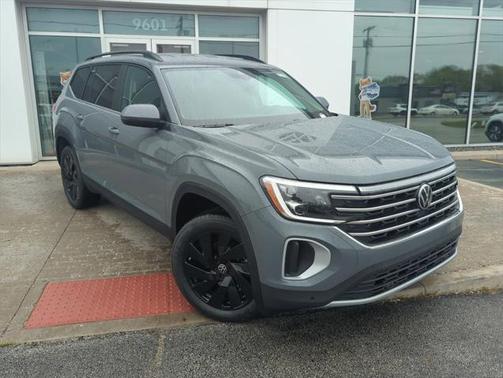 2025 Volkswagen Atlas 2.0T SE w/Technology 4MOTION