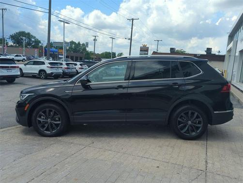 2022 Volkswagen Tiguan 2.0T SE 4MOTION