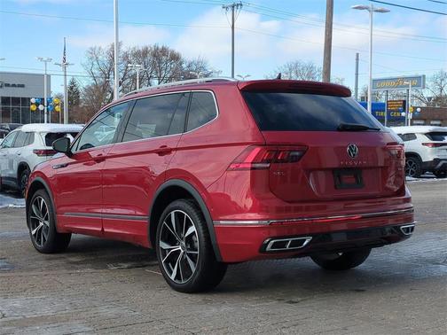 2024 Volkswagen Tiguan 2.0T SEL R-Line 4MOTION
