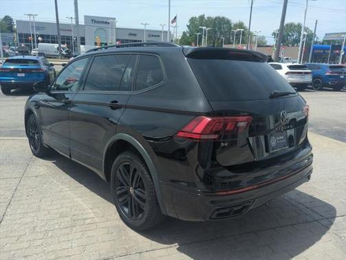 2022 Volkswagen Tiguan 2.0T SE R-Line Black 4MOTION
