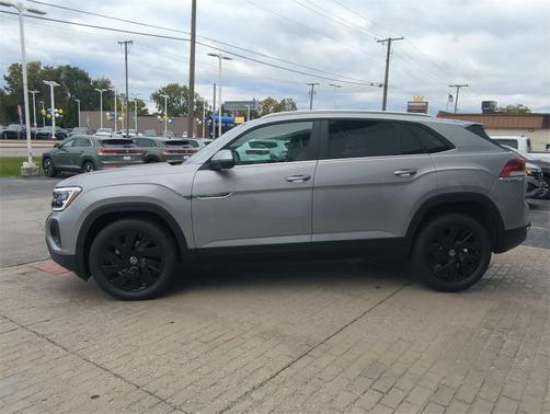 2026 Volkswagen Atlas Cross Sport 2.0T SE w/Technology 4MOTION