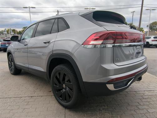 2026 Volkswagen Atlas Cross Sport 2.0T SE w/Technology 4MOTION