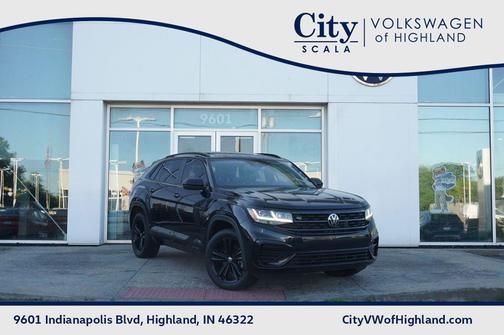 Deep Black 2023 Volkswagen Atlas Cross Sport 3.6L V6 SEL R-Line