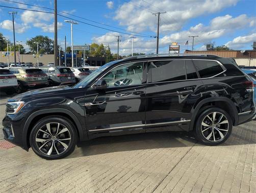 2025 Volkswagen Atlas 2.0T SEL Premium R-Line 4MOTION