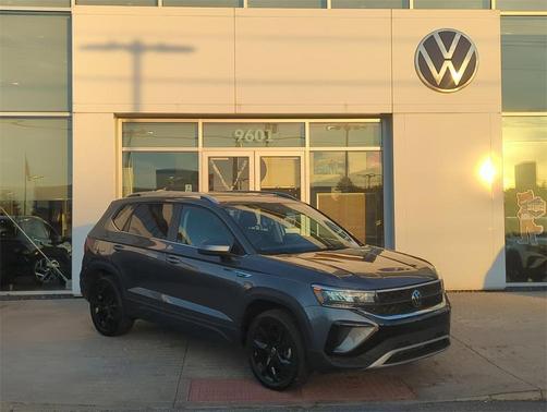 2024 Volkswagen Taos 1.5T SE
