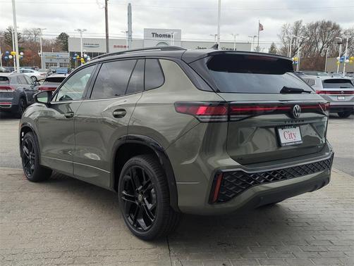 2026 Volkswagen Tiguan 2.0T SE R-Line Black 4MOTION