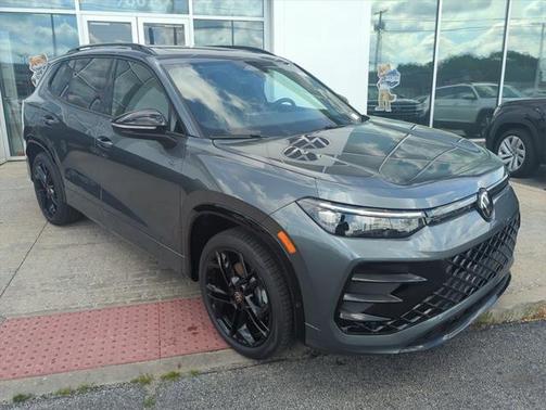 2025 Volkswagen Tiguan 2.0T SE R-Line Black 4MOTION