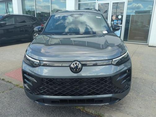 2025 Volkswagen Tiguan 2.0T SE R-Line Black 4MOTION