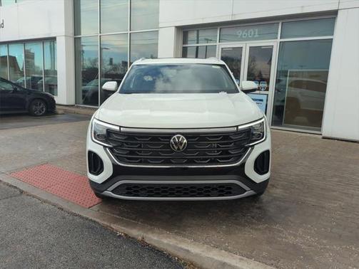 2025 Volkswagen Atlas Cross Sport 2.0T SE w/Technology 4MOTION