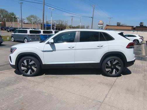 2025 Volkswagen Atlas Cross Sport 2.0T SE w/Technology 4MOTION