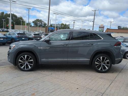 2025 Volkswagen Atlas Cross Sport 2.0T SEL Premium