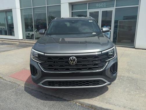 2025 Volkswagen Atlas Cross Sport 2.0T SE w/Technology 4MOTION