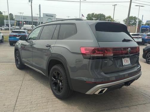 2025 Volkswagen Atlas 2.0T Peak Edition
