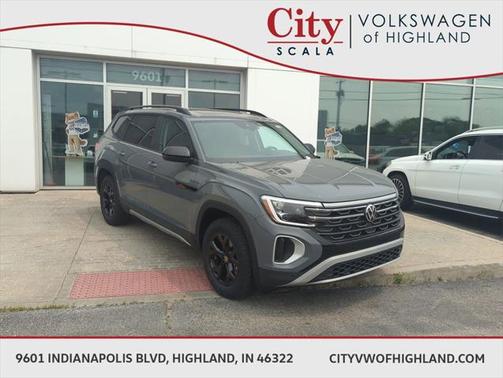 2025 Volkswagen Atlas 2.0T Peak Edition