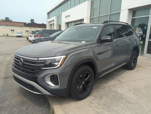 2025 Volkswagen Atlas 2.0T Peak Edition