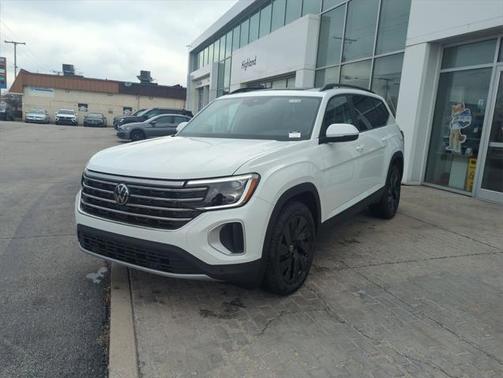2025 Volkswagen Atlas 2.0T SE w/Technology 4MOTION