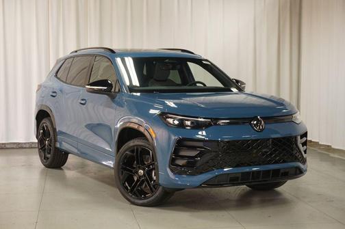 monterey blue pearl 2026 Volkswagen Tiguan 2.0T SE R-Line Black 4MOTION