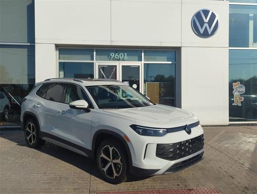 2025 Volkswagen Tiguan 2.0T SE 4MOTION