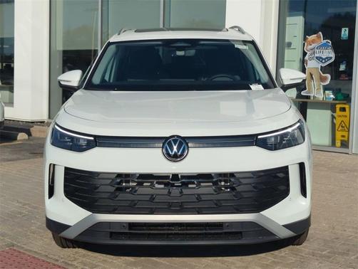 2025 Volkswagen Tiguan 2.0T SE 4MOTION