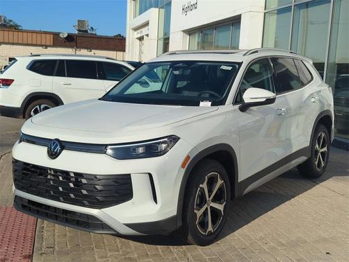 2025 Volkswagen Tiguan 2.0T SE 4MOTION