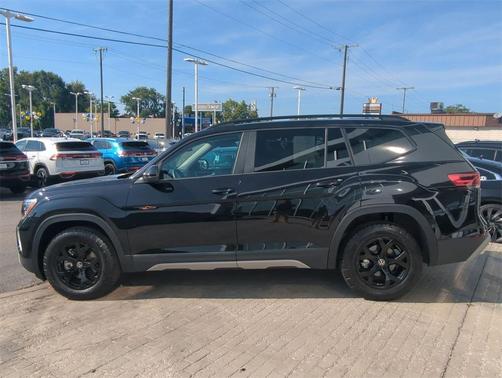 2024 Volkswagen Atlas 2.0T SEL