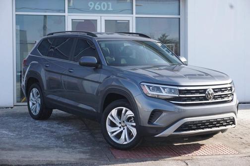 2023 Volkswagen Atlas 2.0T SE w/Technology 4MOTION