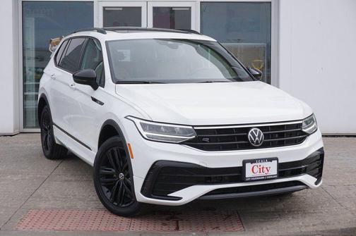 2022 Volkswagen Tiguan 2.0T SE R-Line Black 4MOTION