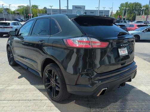2022 Ford Edge ST