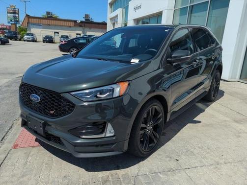 2022 Ford Edge ST