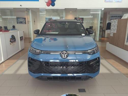 2025 Volkswagen Tiguan 2.0T SE R-Line Black 4MOTION