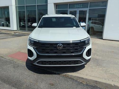 2025 Volkswagen Atlas Cross Sport 2.0T SE w/Technology 4MOTION