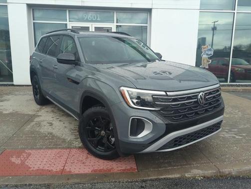 2025 Volkswagen Atlas 2.0T Peak Edition