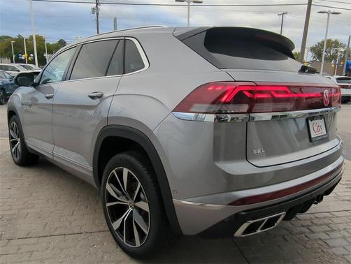 2025 Volkswagen Atlas Cross Sport 2.0T SEL Premium