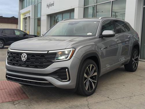 2025 Volkswagen Atlas Cross Sport 2.0T SEL Premium