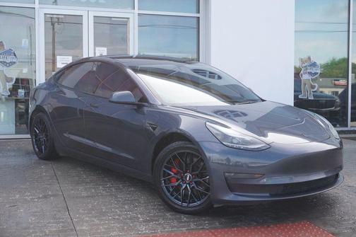 Solid Black 2022 Tesla Model 3 Performance
