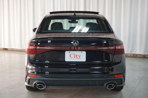 Deep Black Pearl 2026 Volkswagen Jetta GLI 2.0T Autobahn