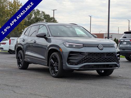 2025 Volkswagen Tiguan 2.0T SE R-Line Black 4MOTION