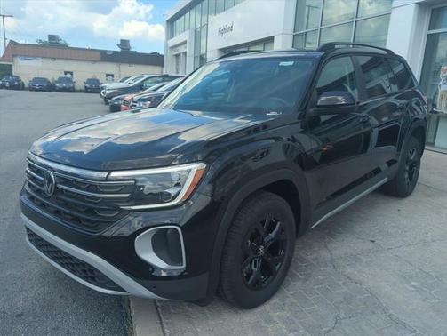 2025 Volkswagen Atlas 2.0T Peak Edition