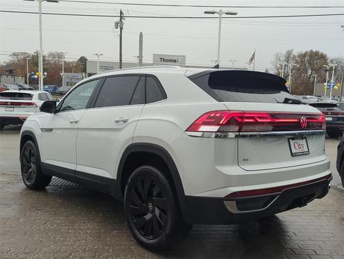 2025 Volkswagen Atlas Cross Sport 2.0T SE w/Technology 4MOTION