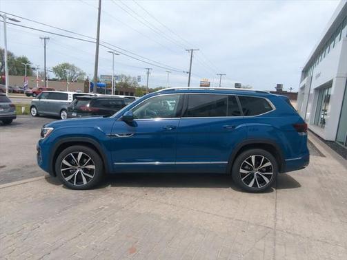 2025 Volkswagen Atlas 2.0T SEL Premium R-Line 4MOTION