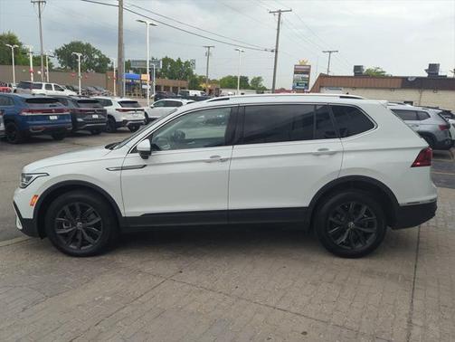 2024 Volkswagen Tiguan 2.0T SE 4MOTION