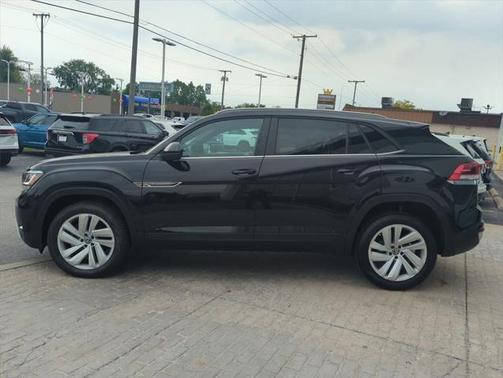 2022 Volkswagen Atlas Cross Sport 3.6L V6 SE w/Technology