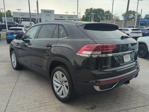 2022 Volkswagen Atlas Cross Sport 3.6L V6 SE w/Technology