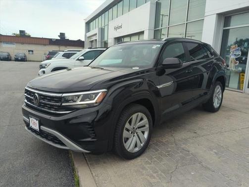 2022 Volkswagen Atlas Cross Sport 3.6L V6 SE w/Technology