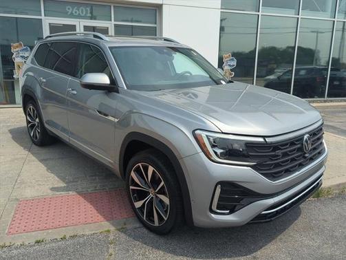 2024 Volkswagen Atlas 2.0T SEL Premium R-Line 4MOTION