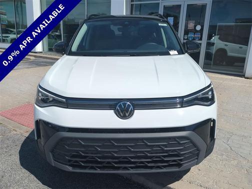 2025 Volkswagen Taos 1.5T SE Black