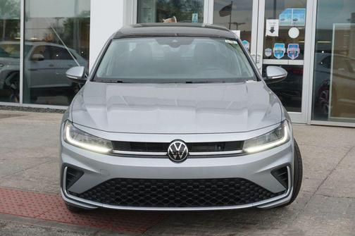 Pyrite Silver Metallic 2026 Volkswagen Jetta 1.4T SEL
