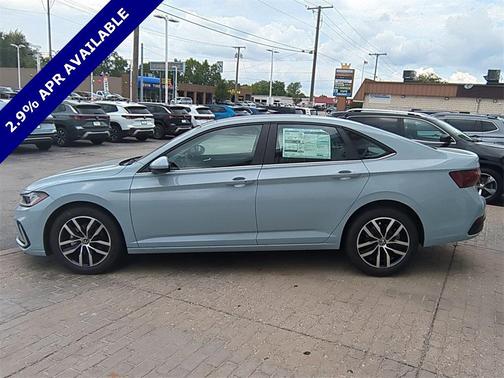 2025 Volkswagen Jetta 1.5T SE