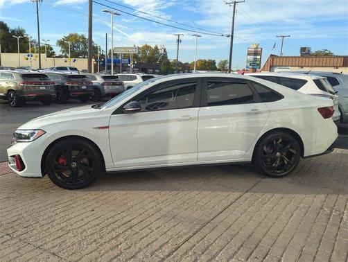 2024 Volkswagen Jetta GLI 2.0T Autobahn